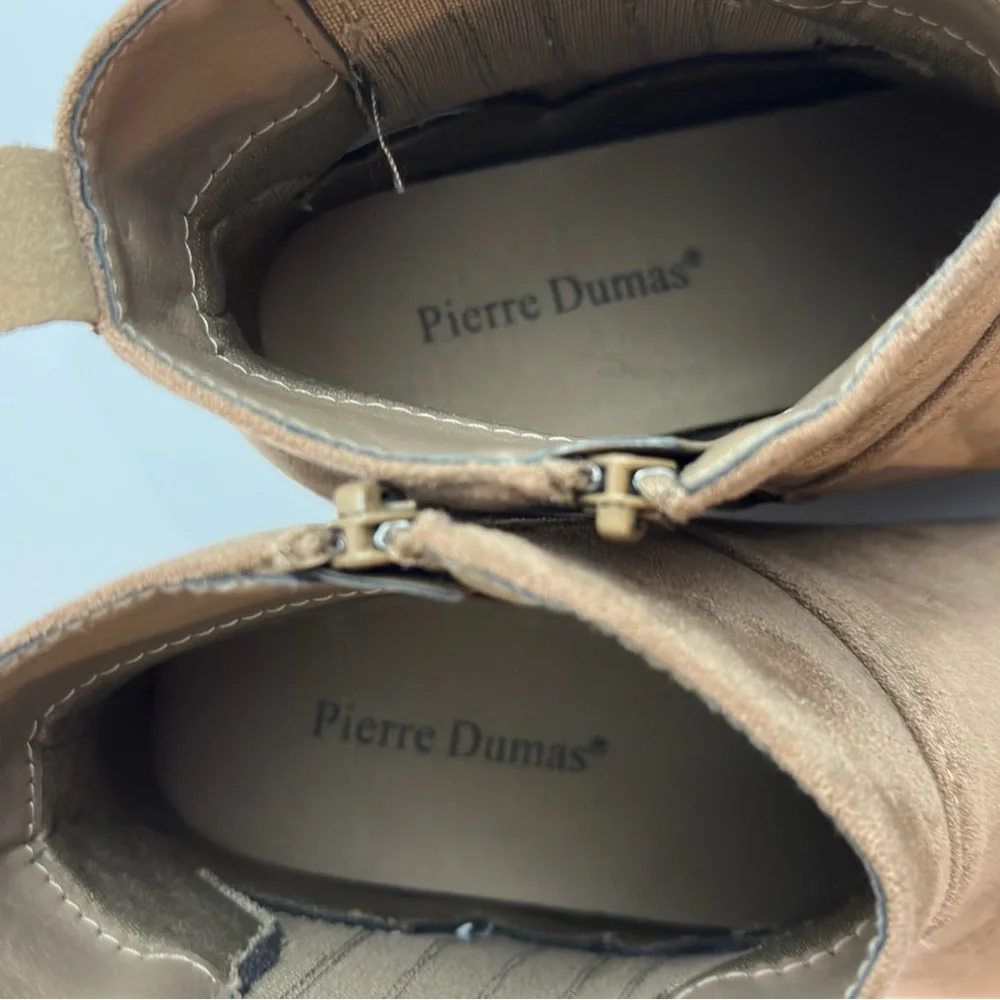Pierre Dumas women peirre